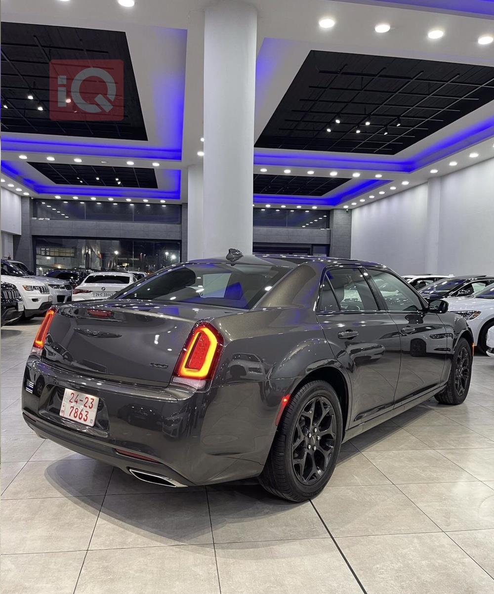 Chrysler 300